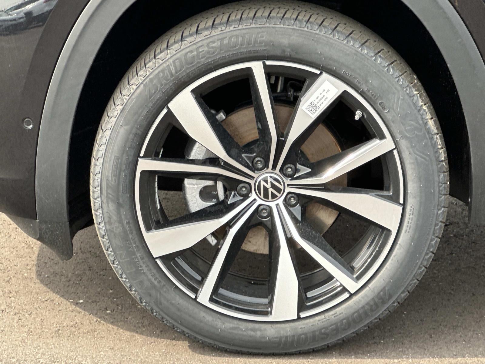 2026 Volkswagen Atlas 2.0T SEL Premium R-Line 4MOTION