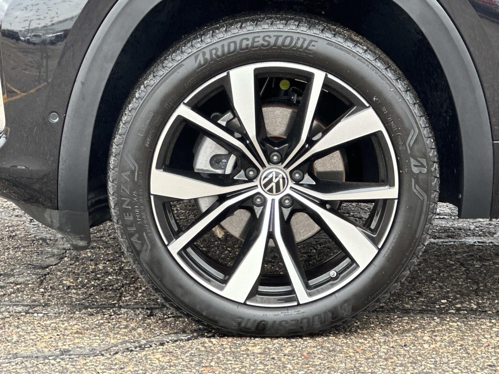 2024 Volkswagen Atlas 2.0T SEL Premium R-Line 4MOTION