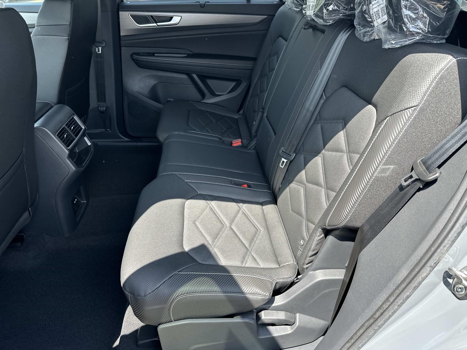 2026 Volkswagen Atlas Cross Sport 2.0T SE w/Technology 4MOTION