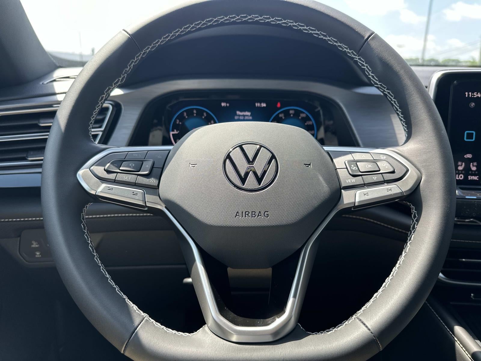 2026 Volkswagen Atlas Cross Sport 2.0T SE w/Technology 4MOTION