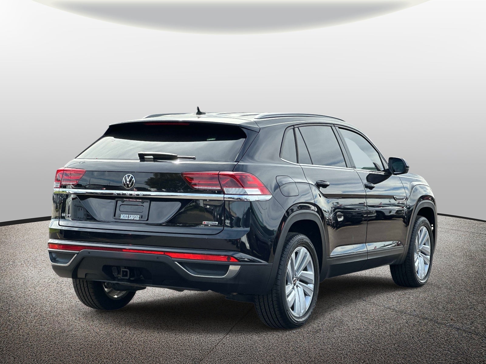 2022 Volkswagen Atlas Cross Sport 3.6L V6 SE w/Technology 4MOTION