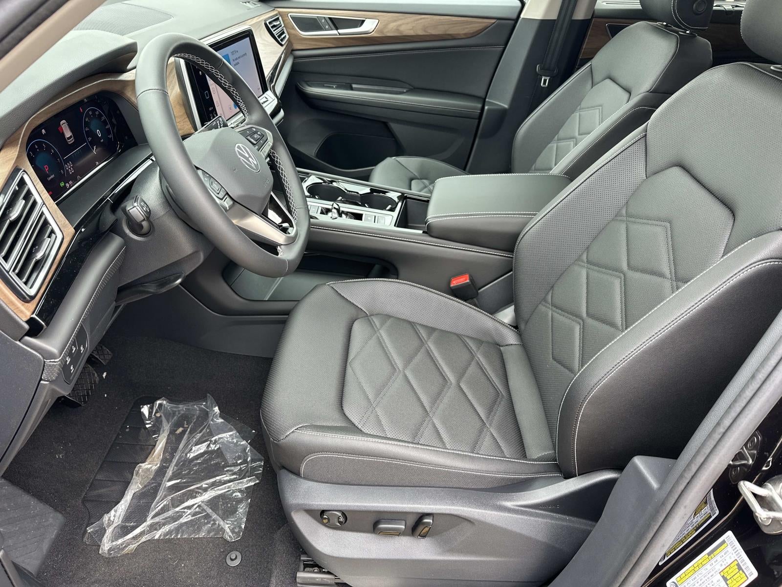 2026 Volkswagen Atlas 2.0T SE w/Technology 4MOTION