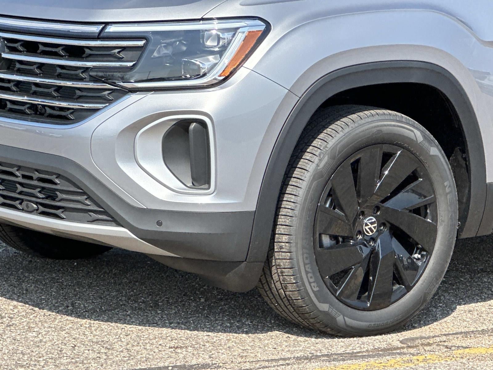 2026 Volkswagen Atlas 2.0T SE w/Technology 4MOTION