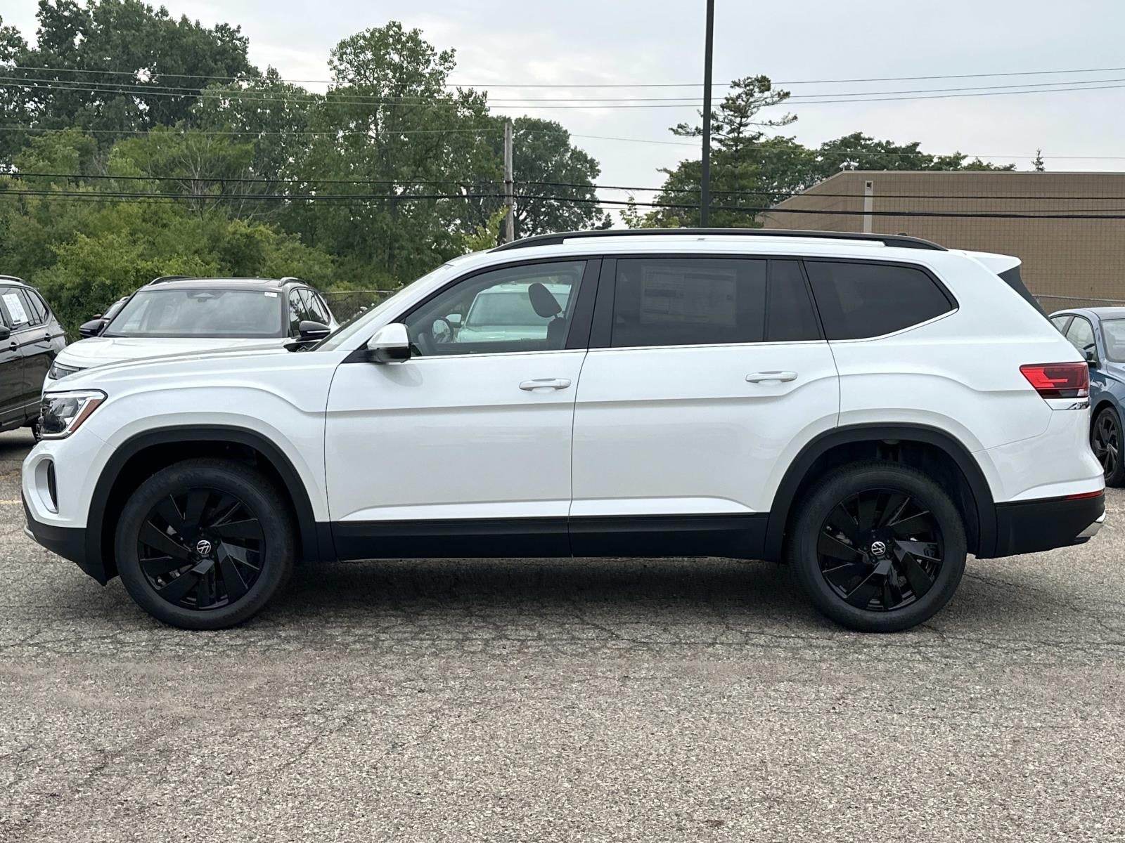 2026 Volkswagen Atlas 2.0T SE w/Technology 4MOTION