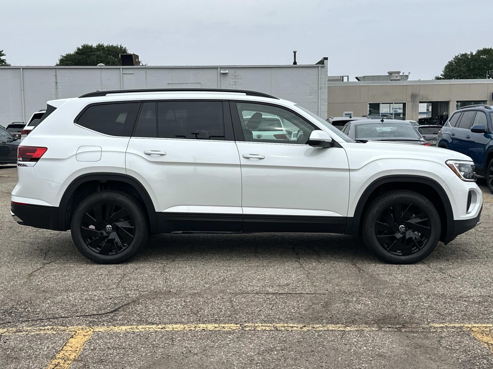 2026 Volkswagen Atlas 2.0T SE w/Technology 4MOTION