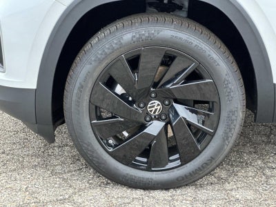 2026 Volkswagen Atlas 2.0T SE w/Technology 4MOTION
