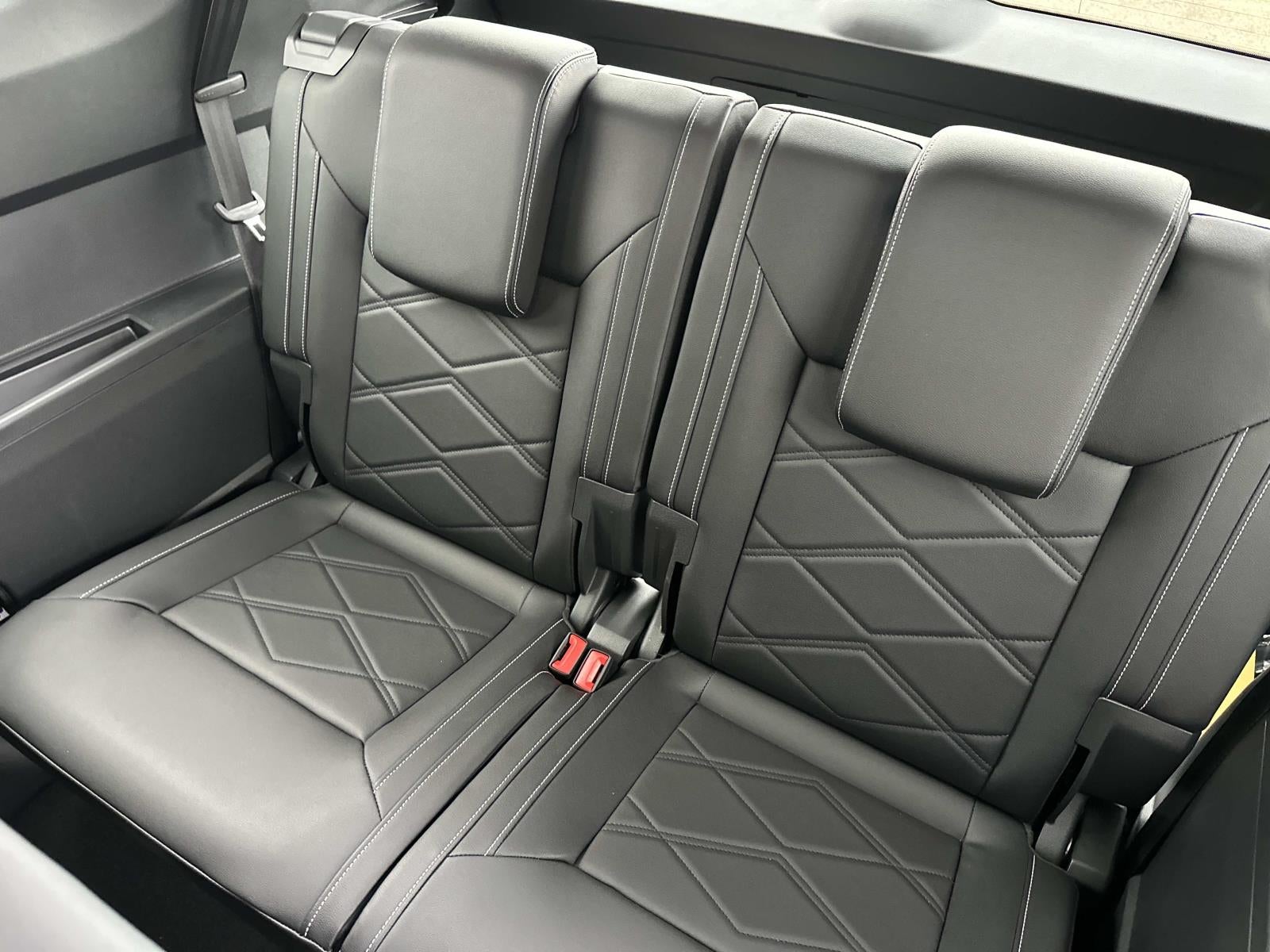 2026 Volkswagen Atlas 2.0T SE w/Technology 4MOTION
