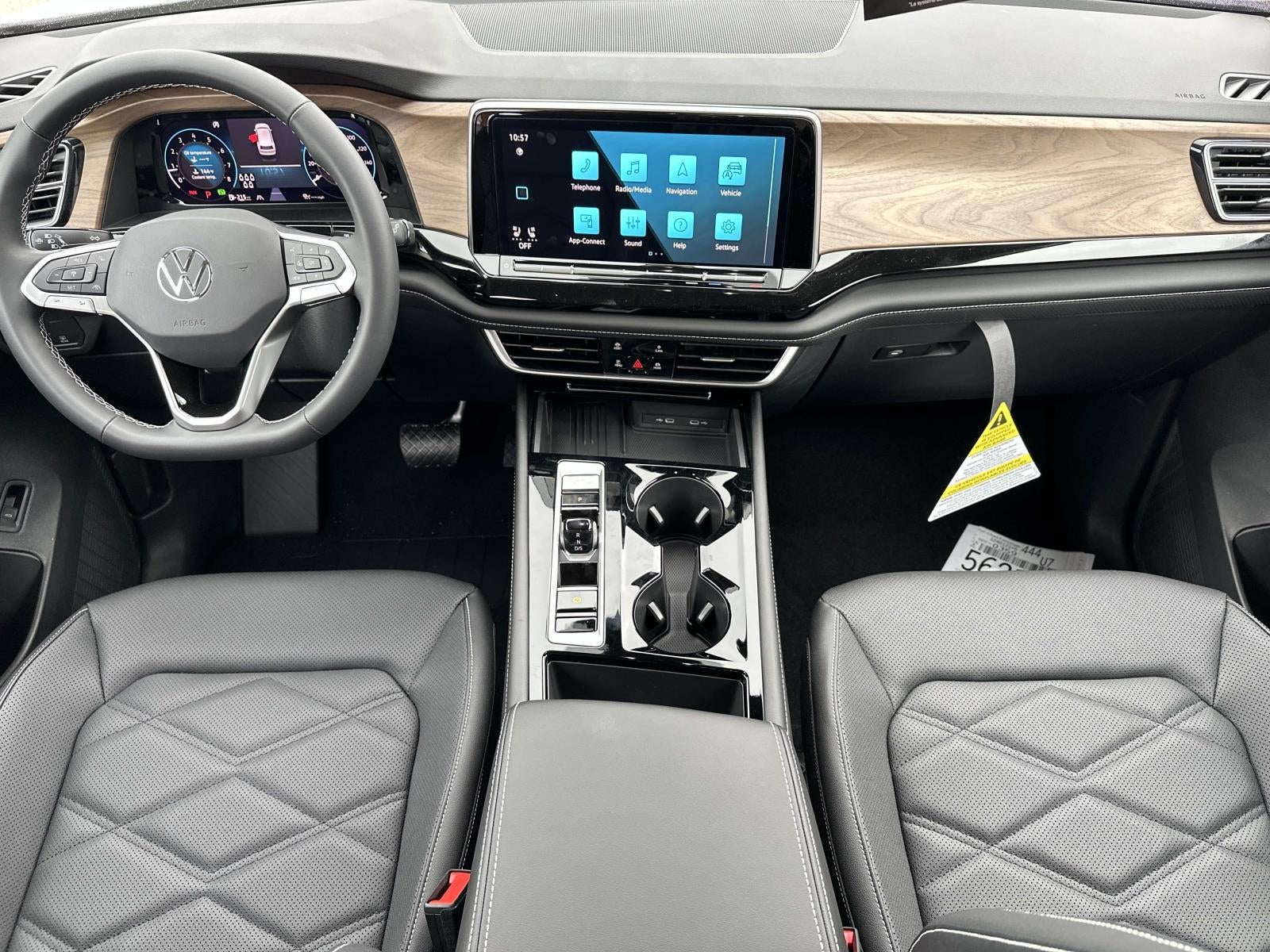2026 Volkswagen Atlas 2.0T SE w/Technology 4MOTION