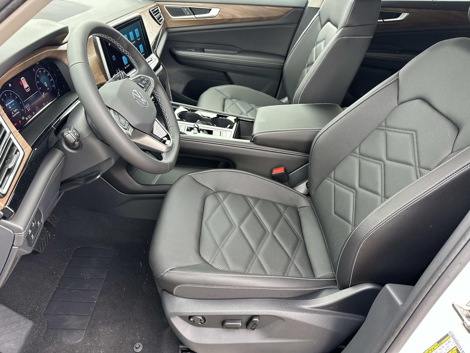 2026 Volkswagen Atlas 2.0T SE w/Technology 4MOTION