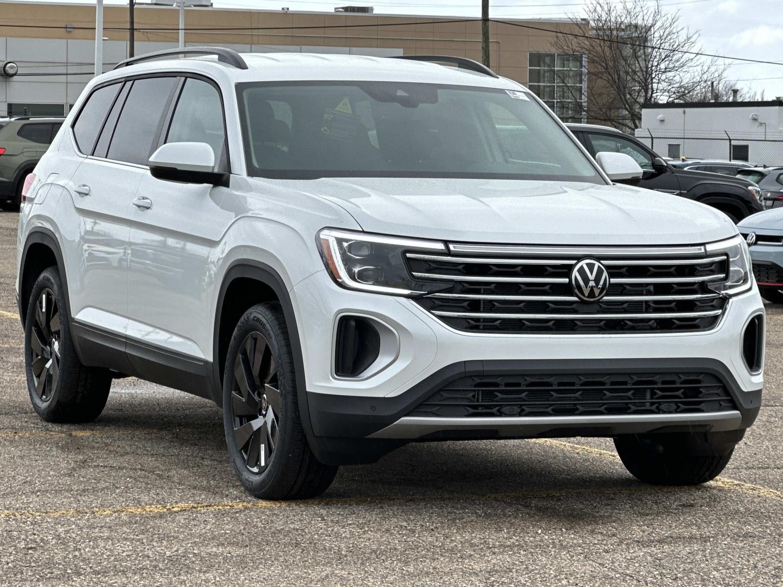 2026 Volkswagen Atlas 2.0T SE w/Technology 4MOTION