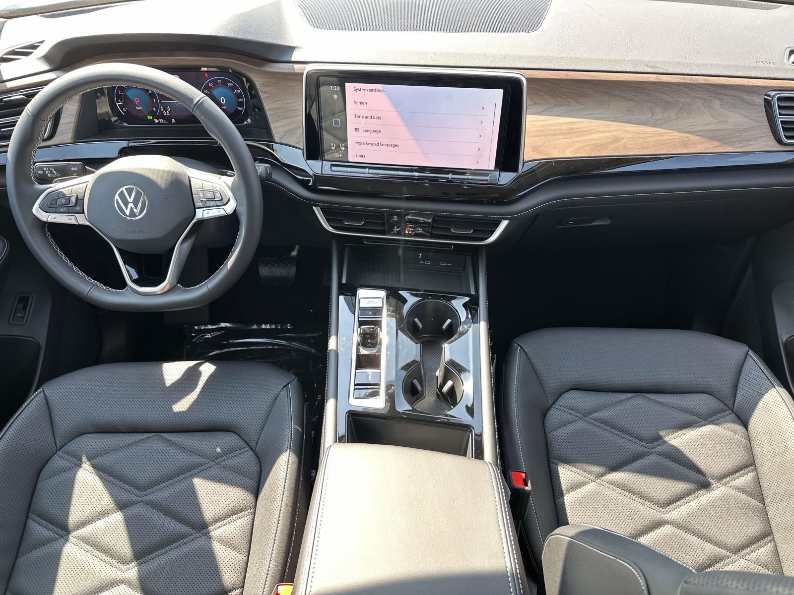 2026 Volkswagen Atlas 2.0T SE w/Technology 4MOTION