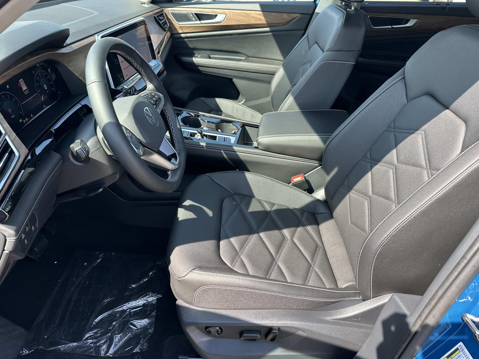 2026 Volkswagen Atlas 2.0T SE w/Technology 4MOTION