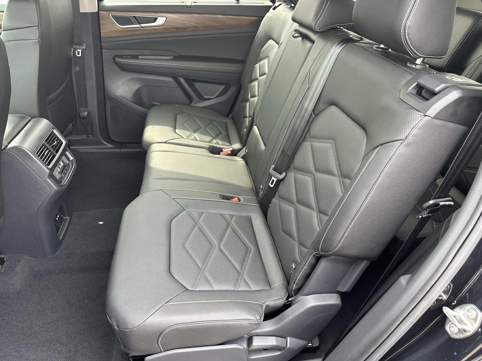 2026 Volkswagen Atlas 2.0T SE w/Technology 4MOTION