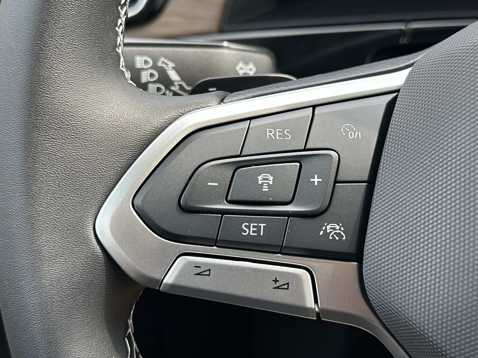 2026 Volkswagen Atlas 2.0T SE w/Technology 4MOTION