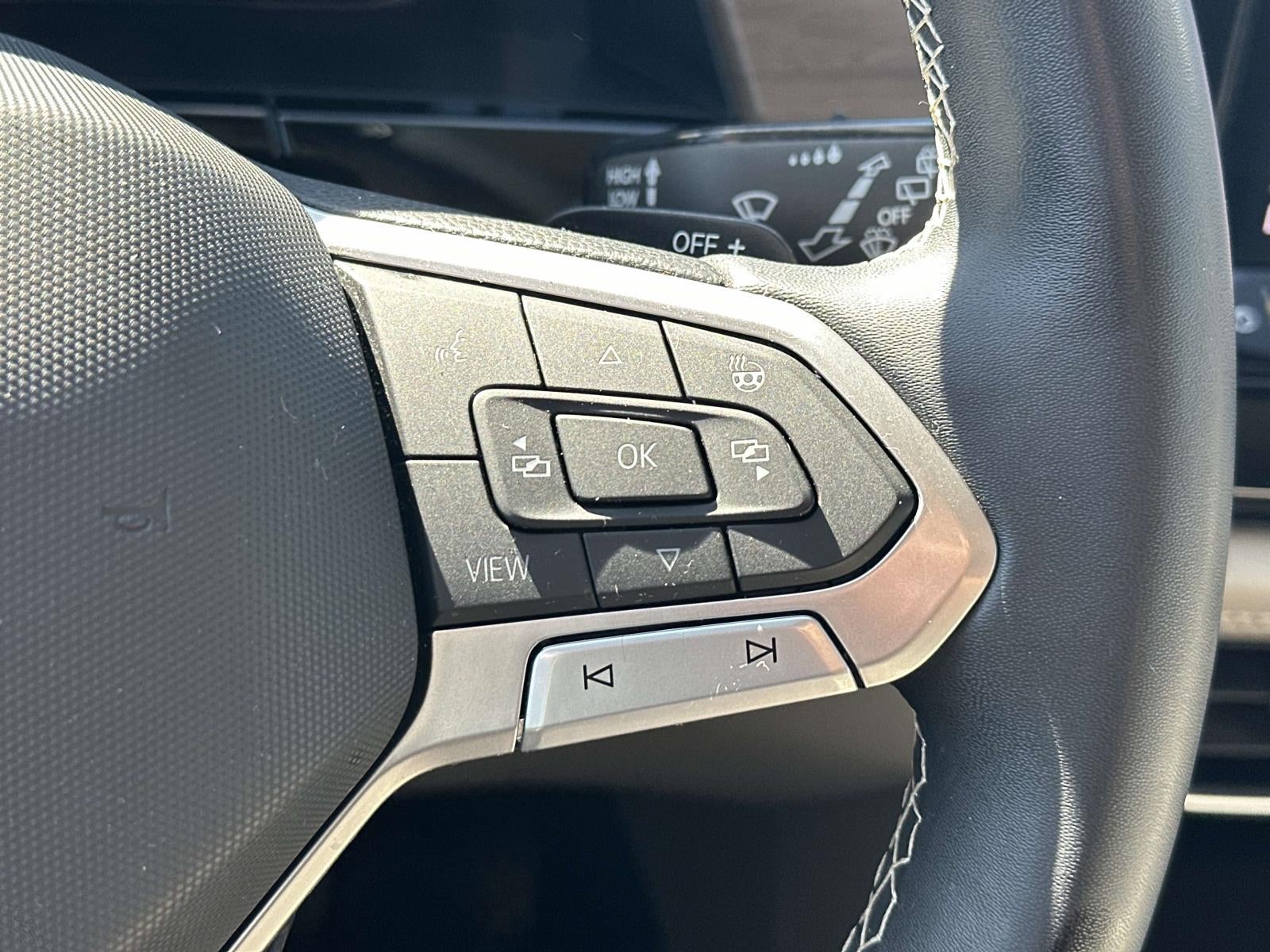 2024 Volkswagen Atlas 2.0T SE w/Technology 4MOTION