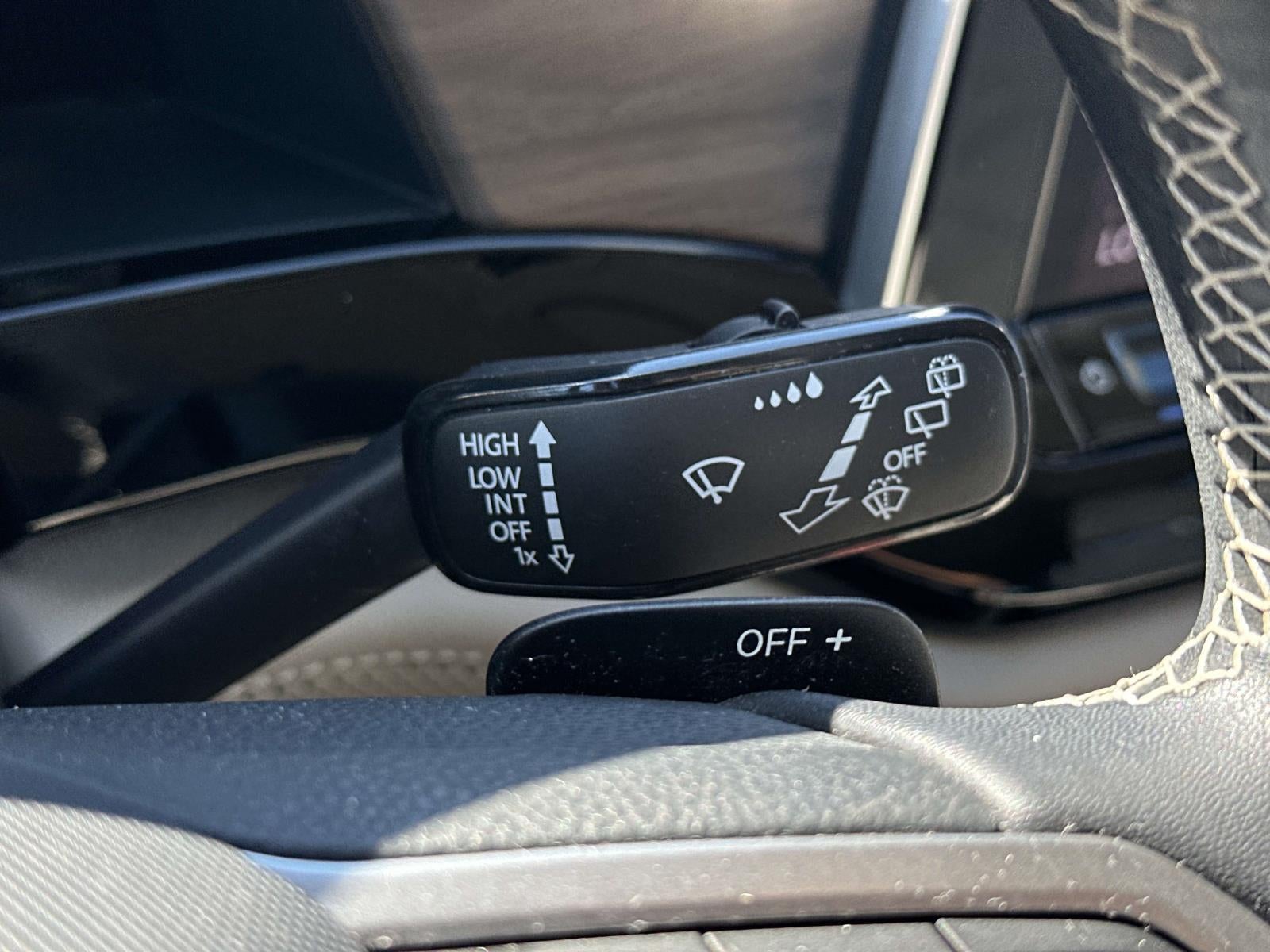 2024 Volkswagen Atlas 2.0T SE w/Technology 4MOTION