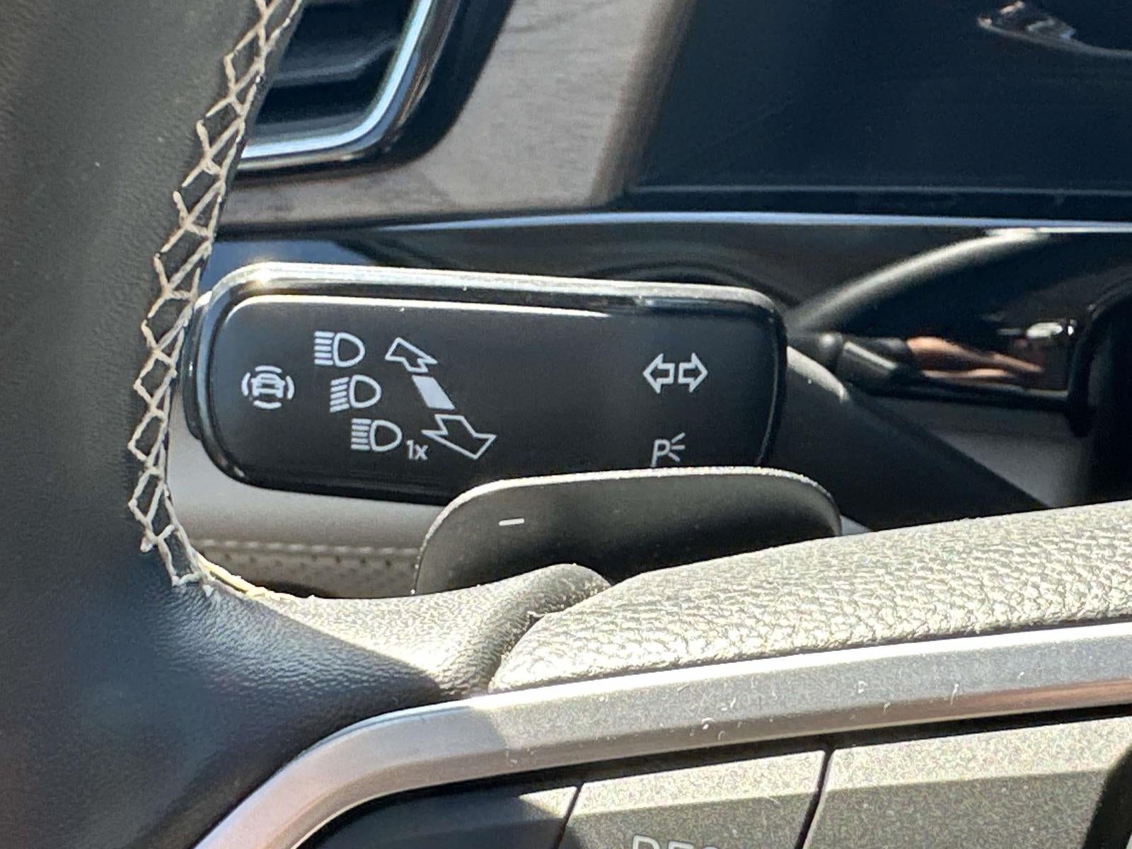 2024 Volkswagen Atlas 2.0T SE w/Technology 4MOTION