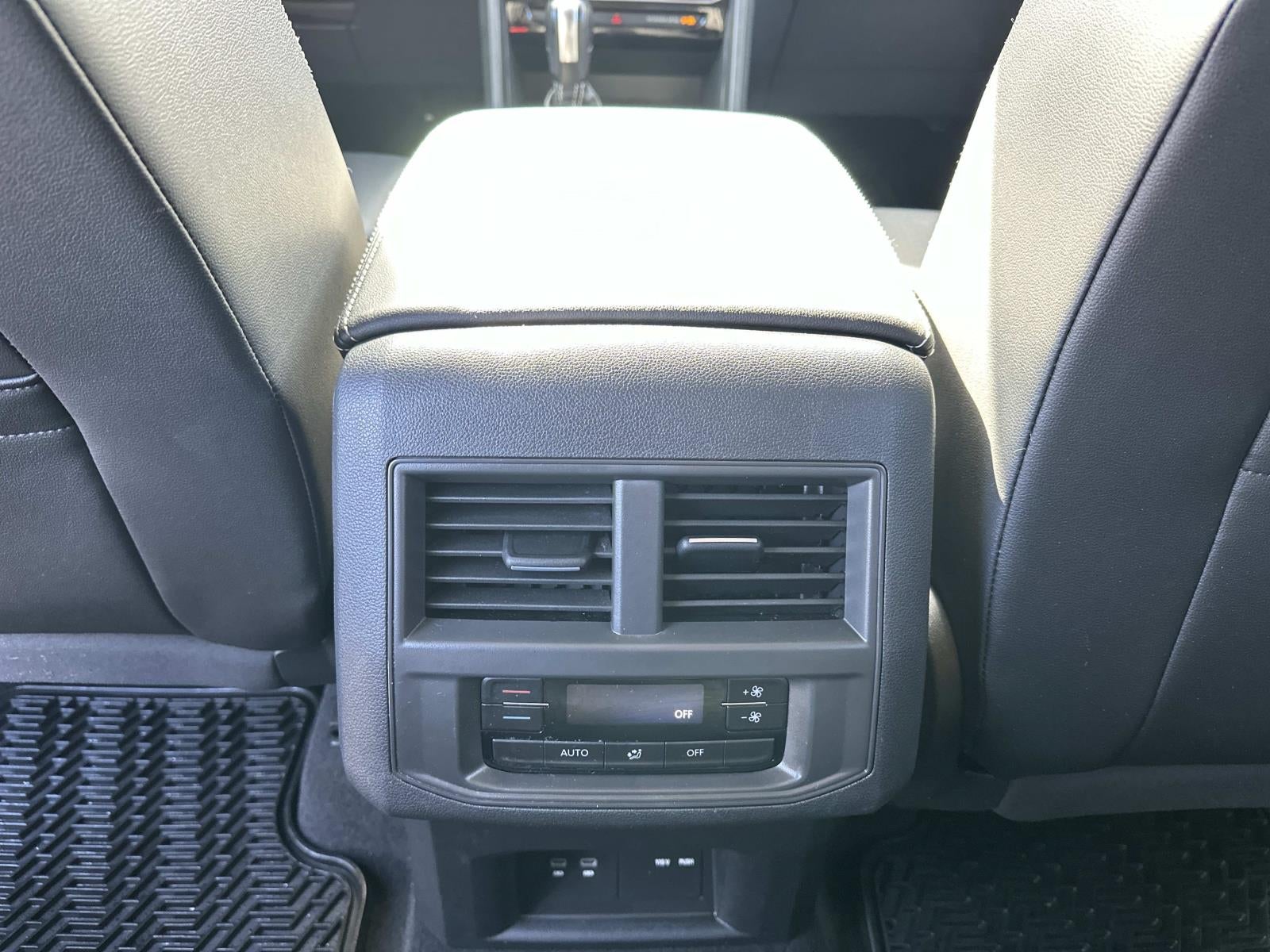 2023 Volkswagen Atlas 3.6L V6 SE w/Technology 4MOTION