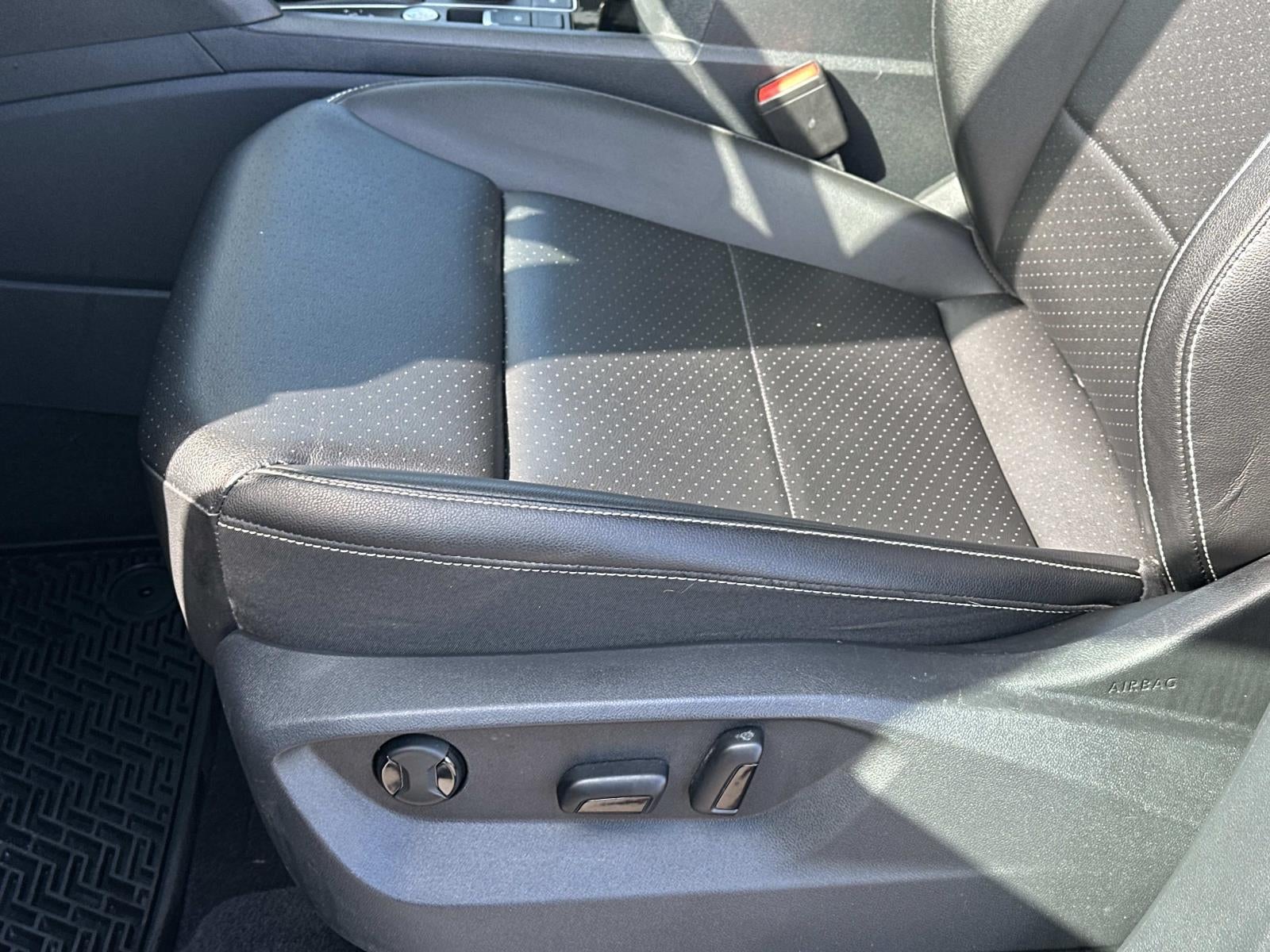 2023 Volkswagen Atlas 3.6L V6 SE w/Technology 4MOTION
