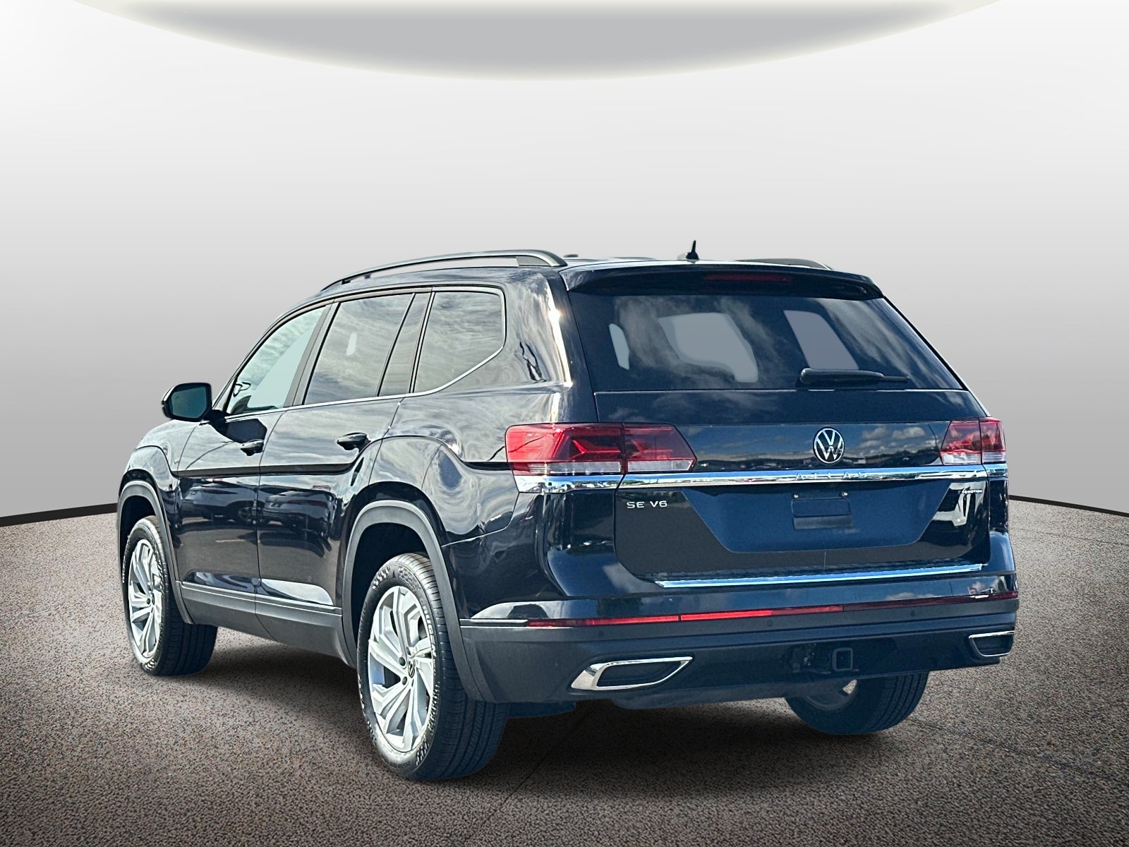 2023 Volkswagen Atlas 3.6L V6 SE w/Technology 4MOTION