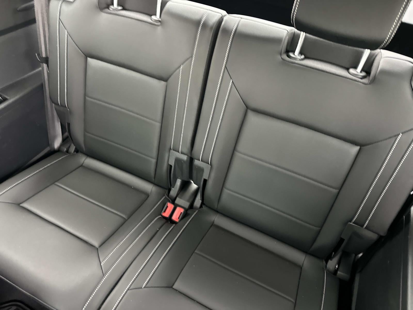 2023 Volkswagen Atlas 3.6L V6 SE w/Technology 4MOTION