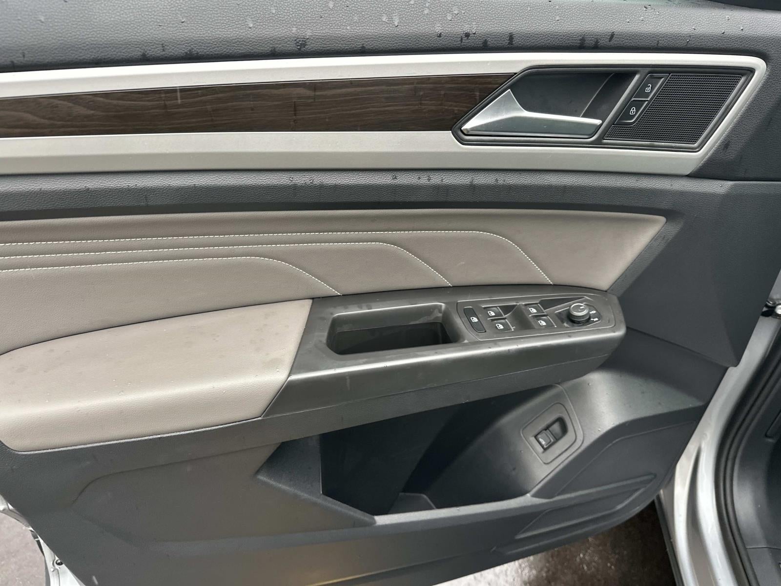 2023 Volkswagen Atlas 3.6L V6 SE w/Technology 4MOTION