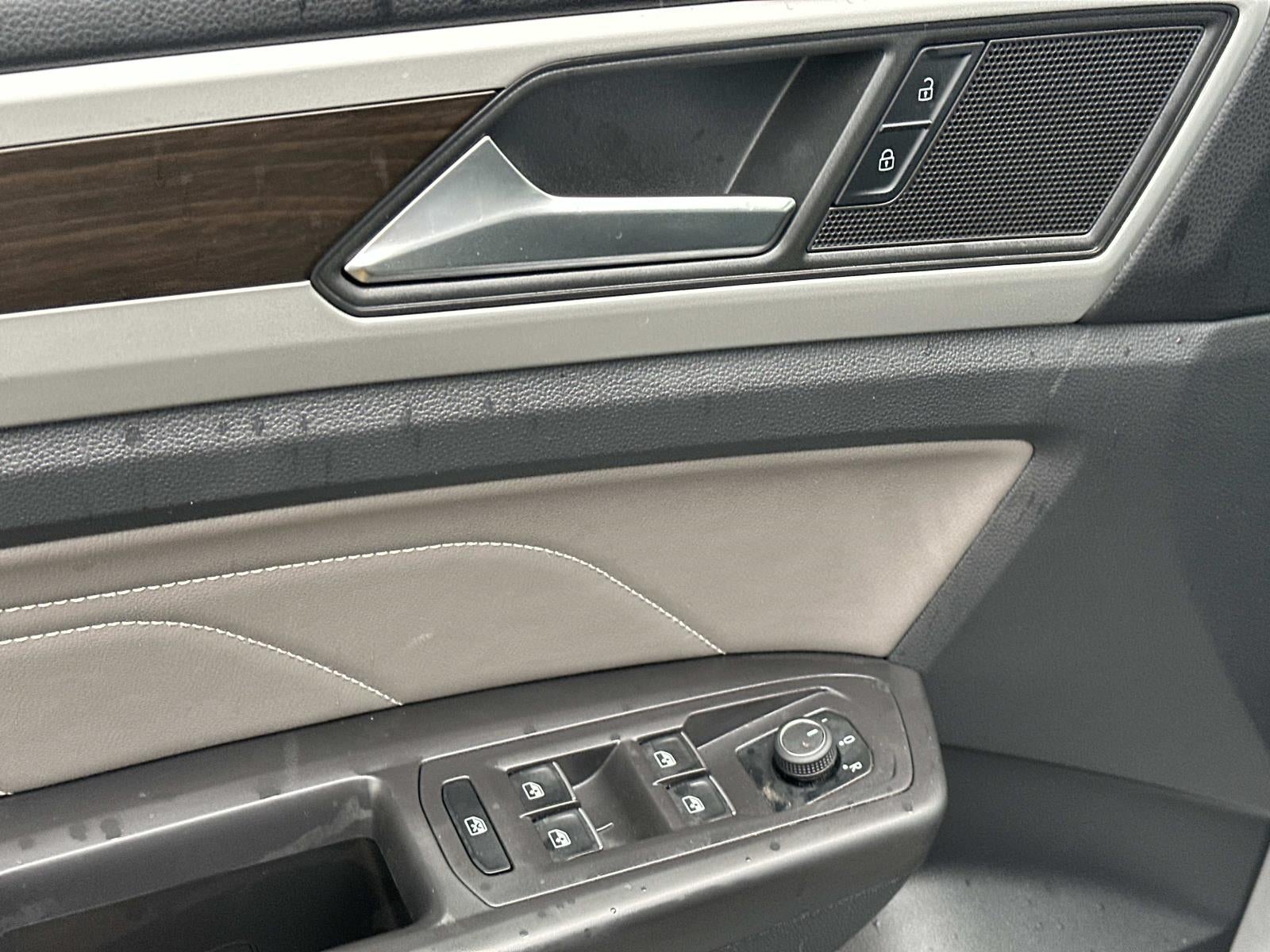 2023 Volkswagen Atlas 3.6L V6 SE w/Technology 4MOTION