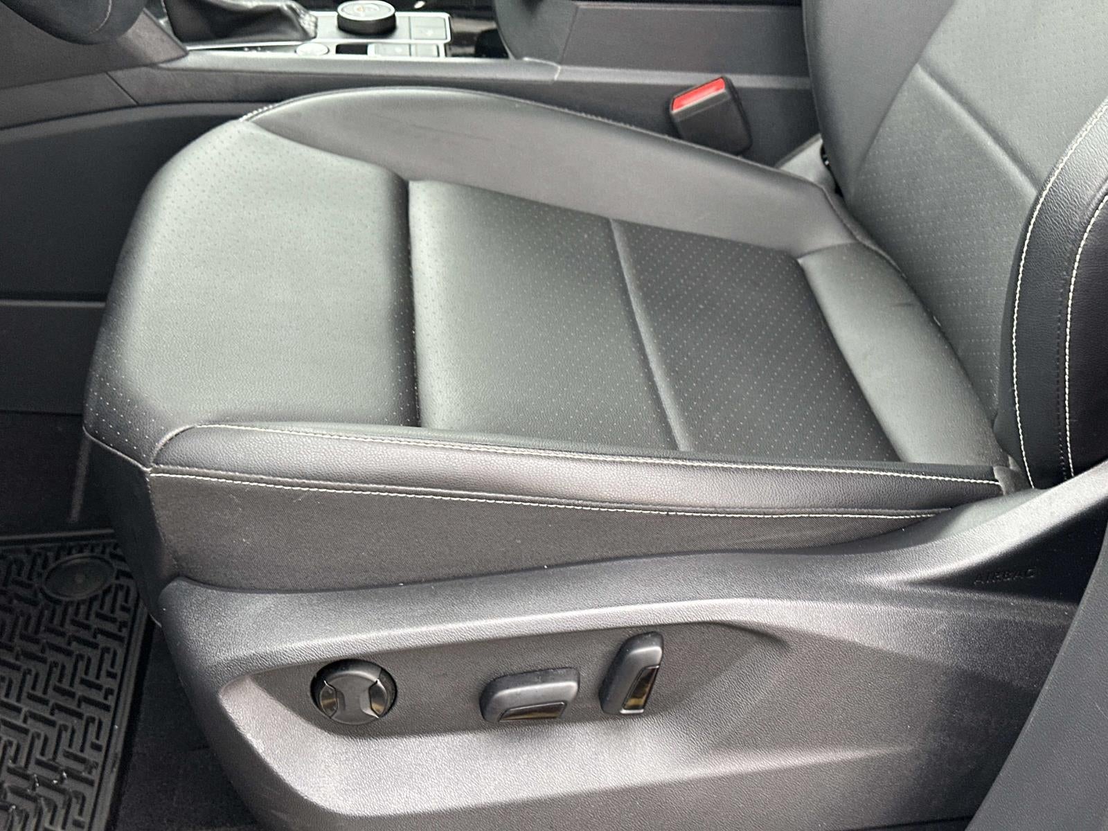 2023 Volkswagen Atlas 3.6L V6 SE w/Technology 4MOTION