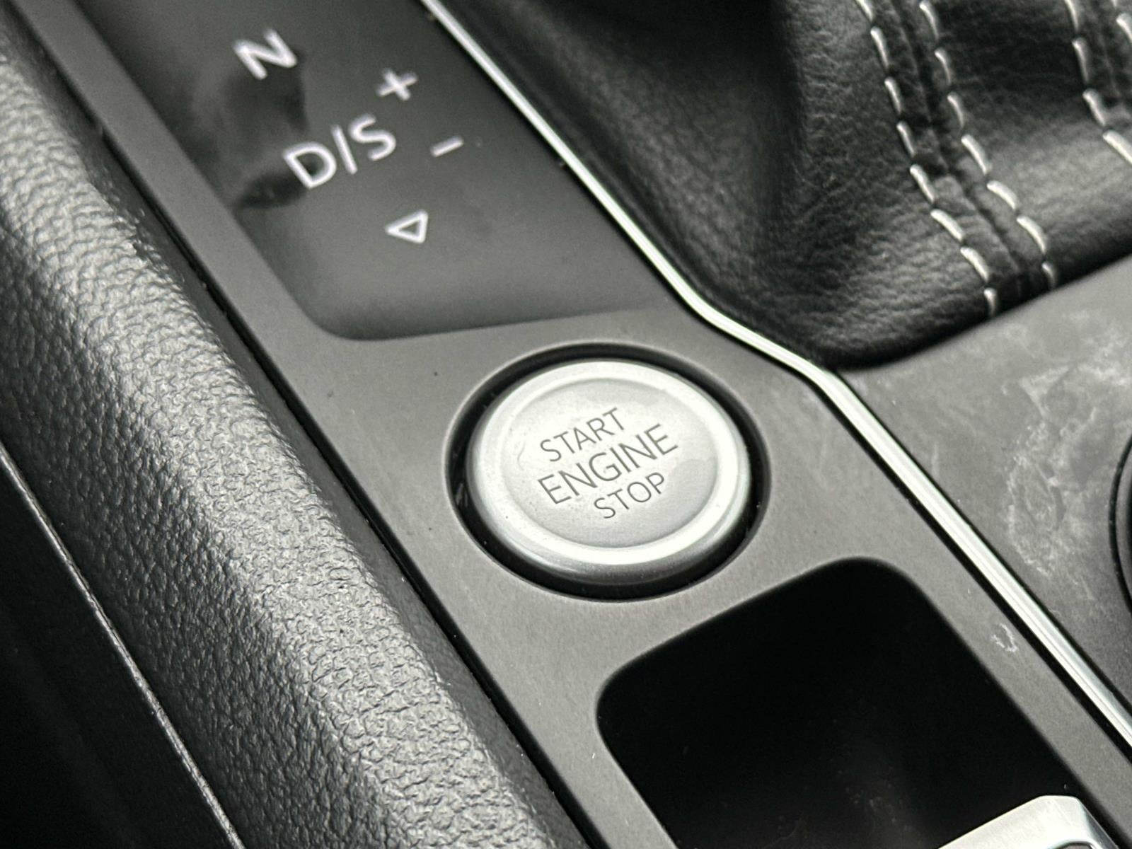 2023 Volkswagen Atlas 3.6L V6 SE w/Technology 4MOTION