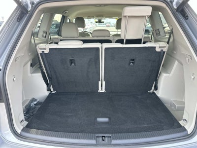 2025 Volkswagen Atlas 2.0T SE w/Technology 4MOTION