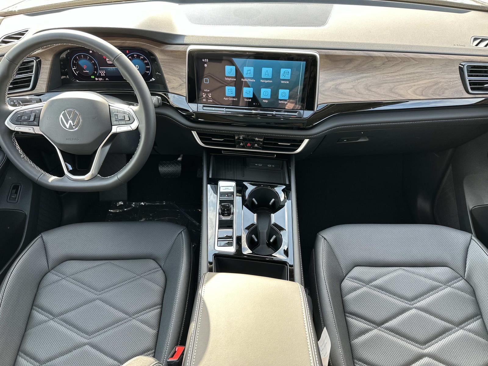 2026 Volkswagen Atlas 2.0T SE w/Technology FWD