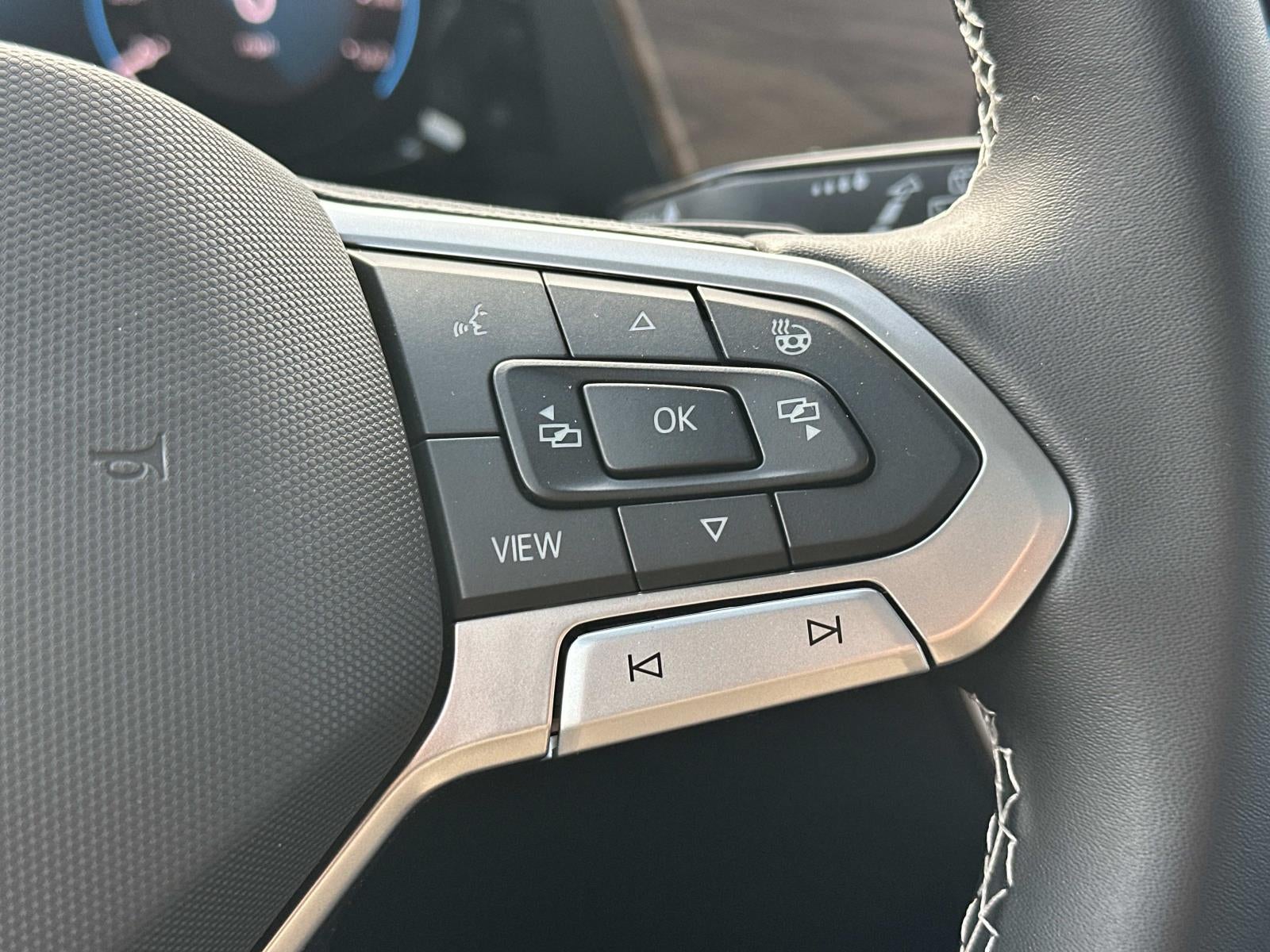 2026 Volkswagen Atlas 2.0T SE w/Technology FWD