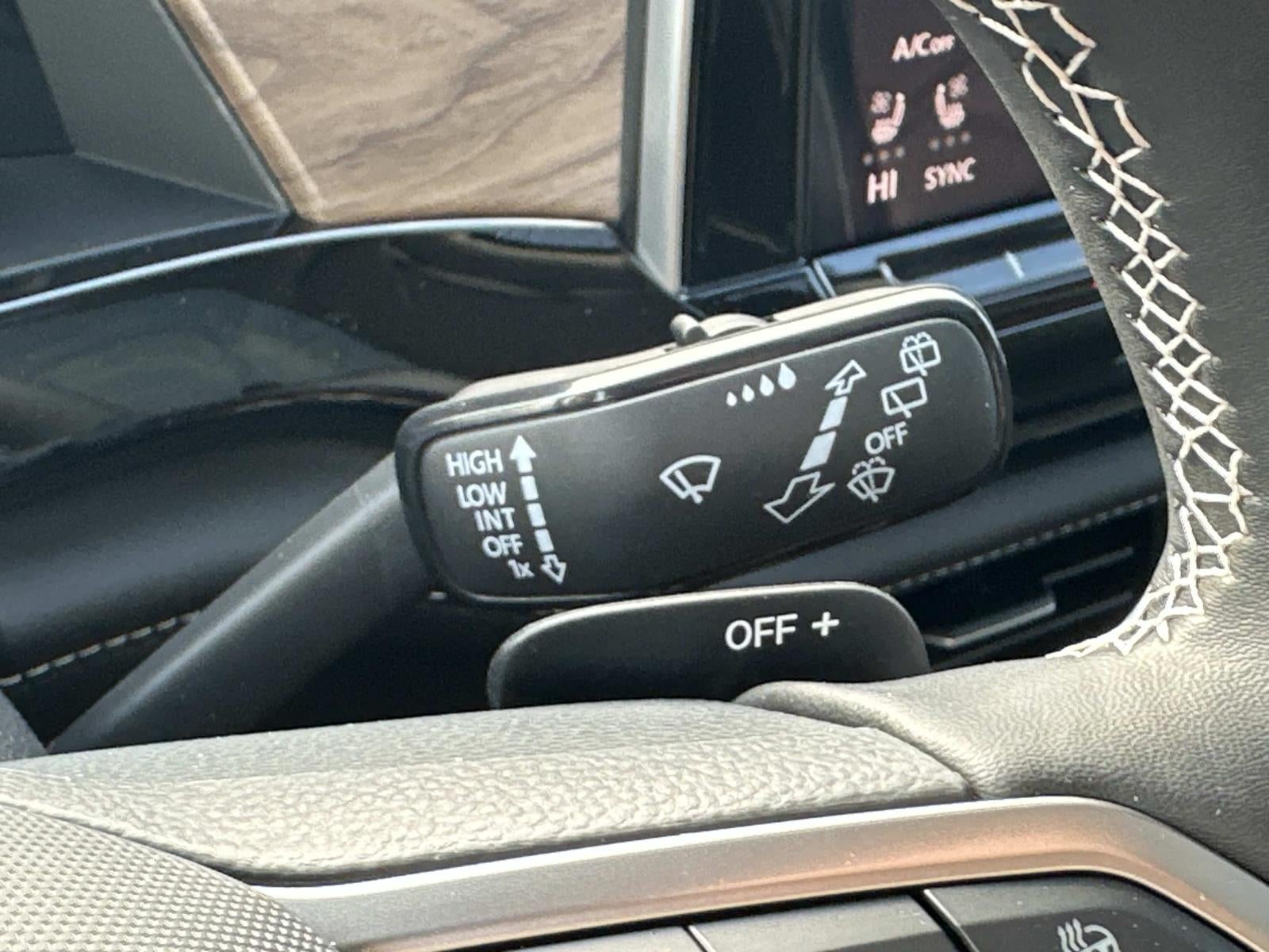 2026 Volkswagen Atlas 2.0T SE w/Technology FWD
