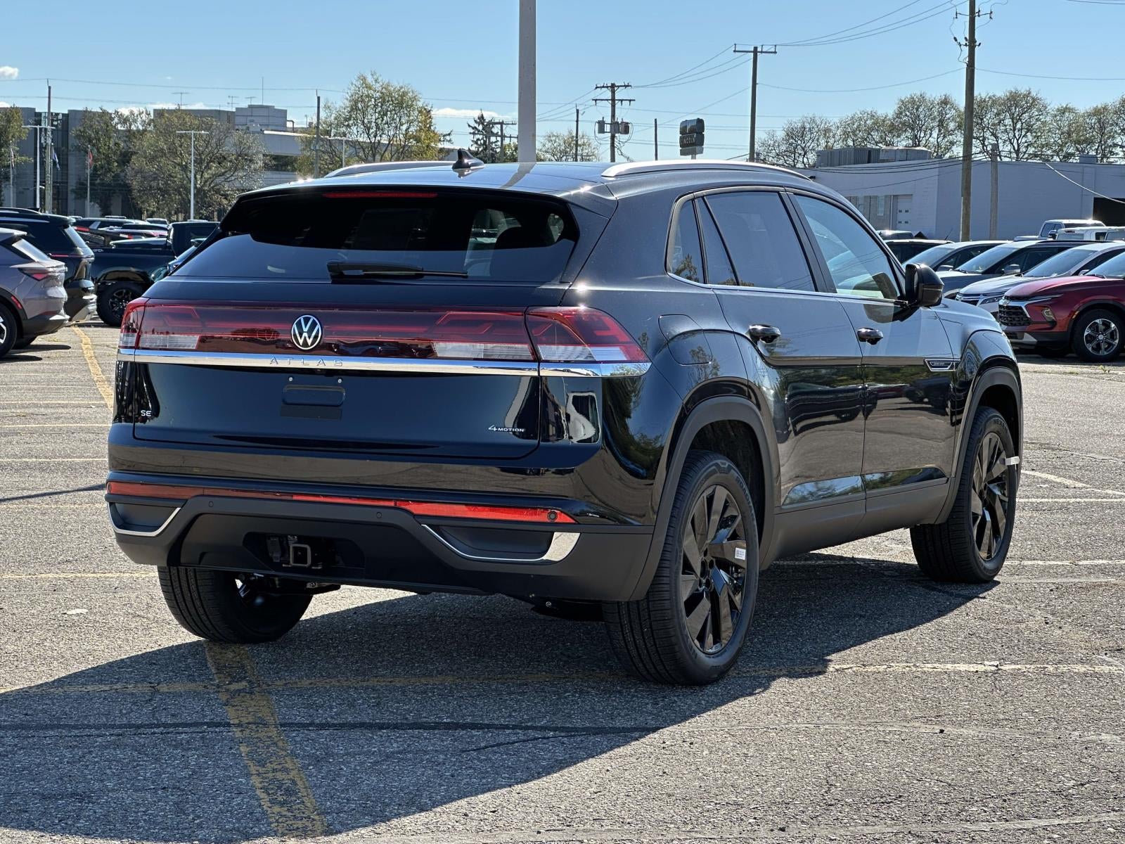 2026 Volkswagen Atlas Cross Sport 2.0T SE w/Technology 4MOTION