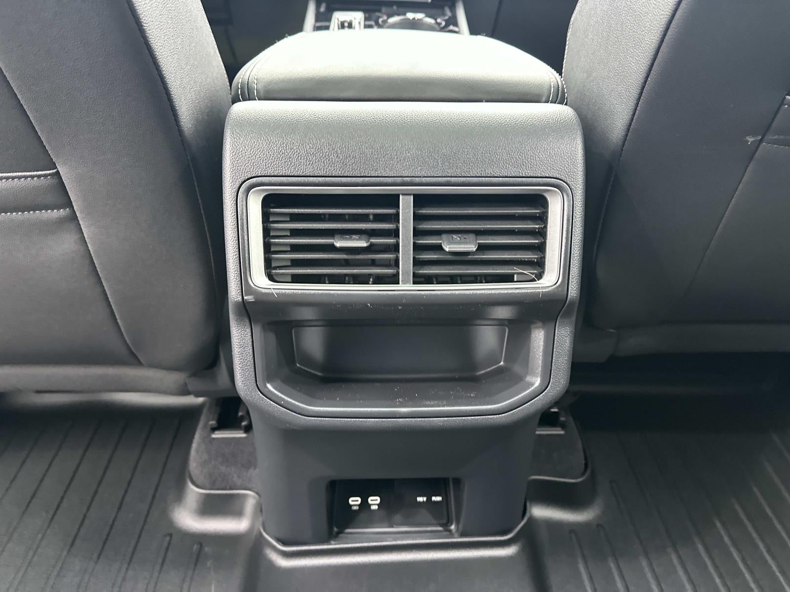 2026 Volkswagen Atlas Cross Sport 2.0T SE w/Technology 4MOTION