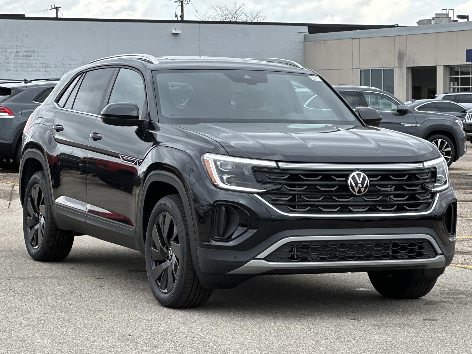 2026 Volkswagen Atlas Cross Sport 2.0T SE w/Technology 4MOTION