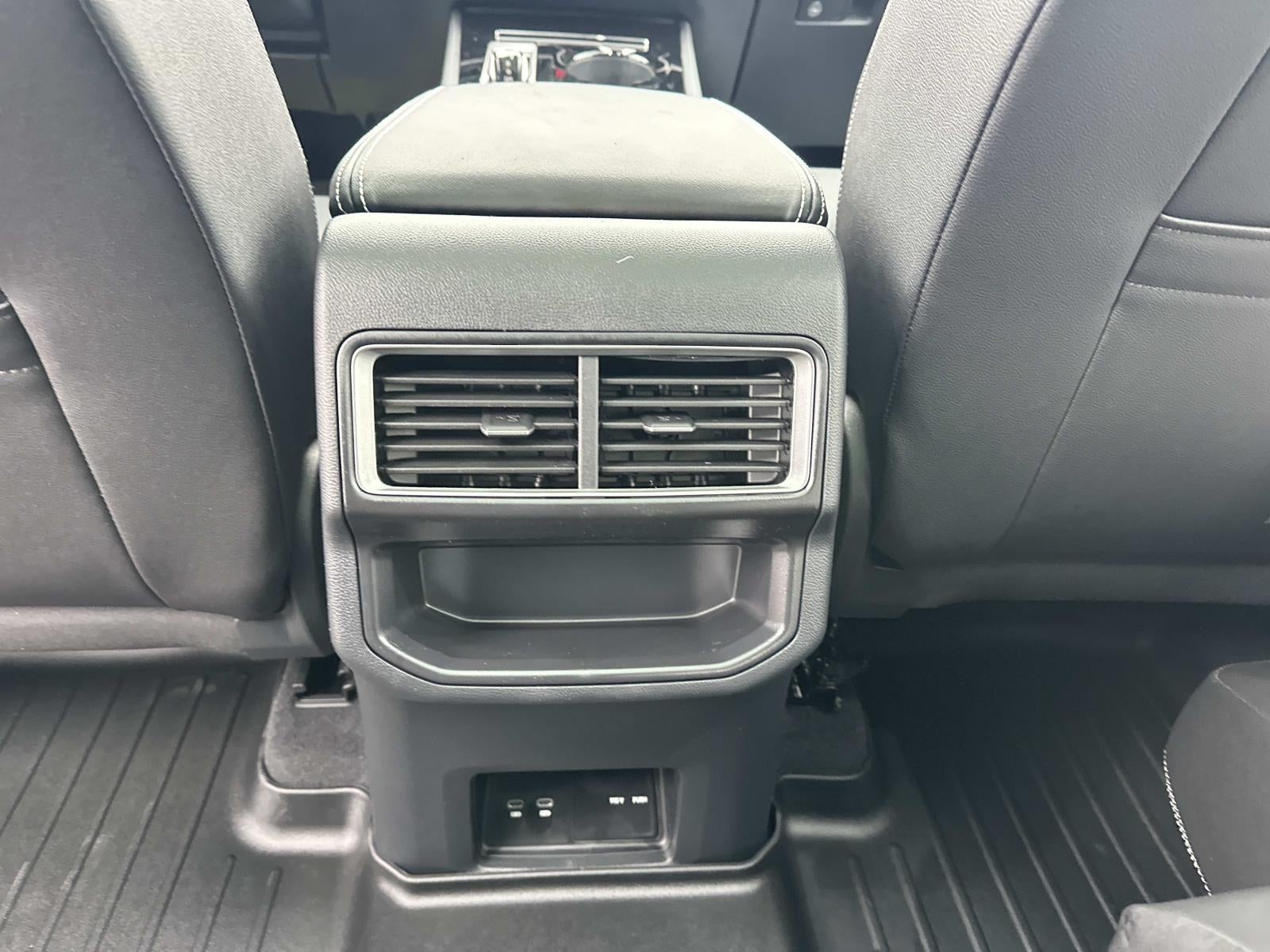 2026 Volkswagen Atlas Cross Sport 2.0T SE w/Technology 4MOTION