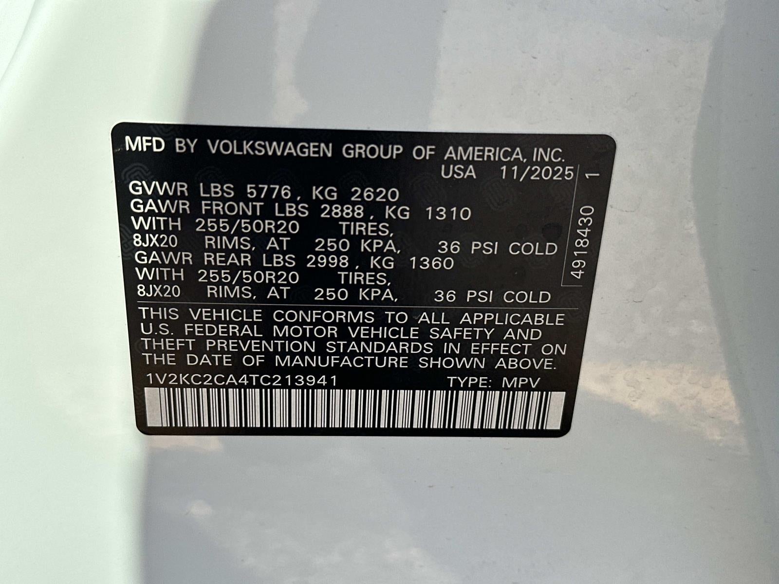 2026 Volkswagen Atlas Cross Sport 2.0T SE w/Technology 4MOTION