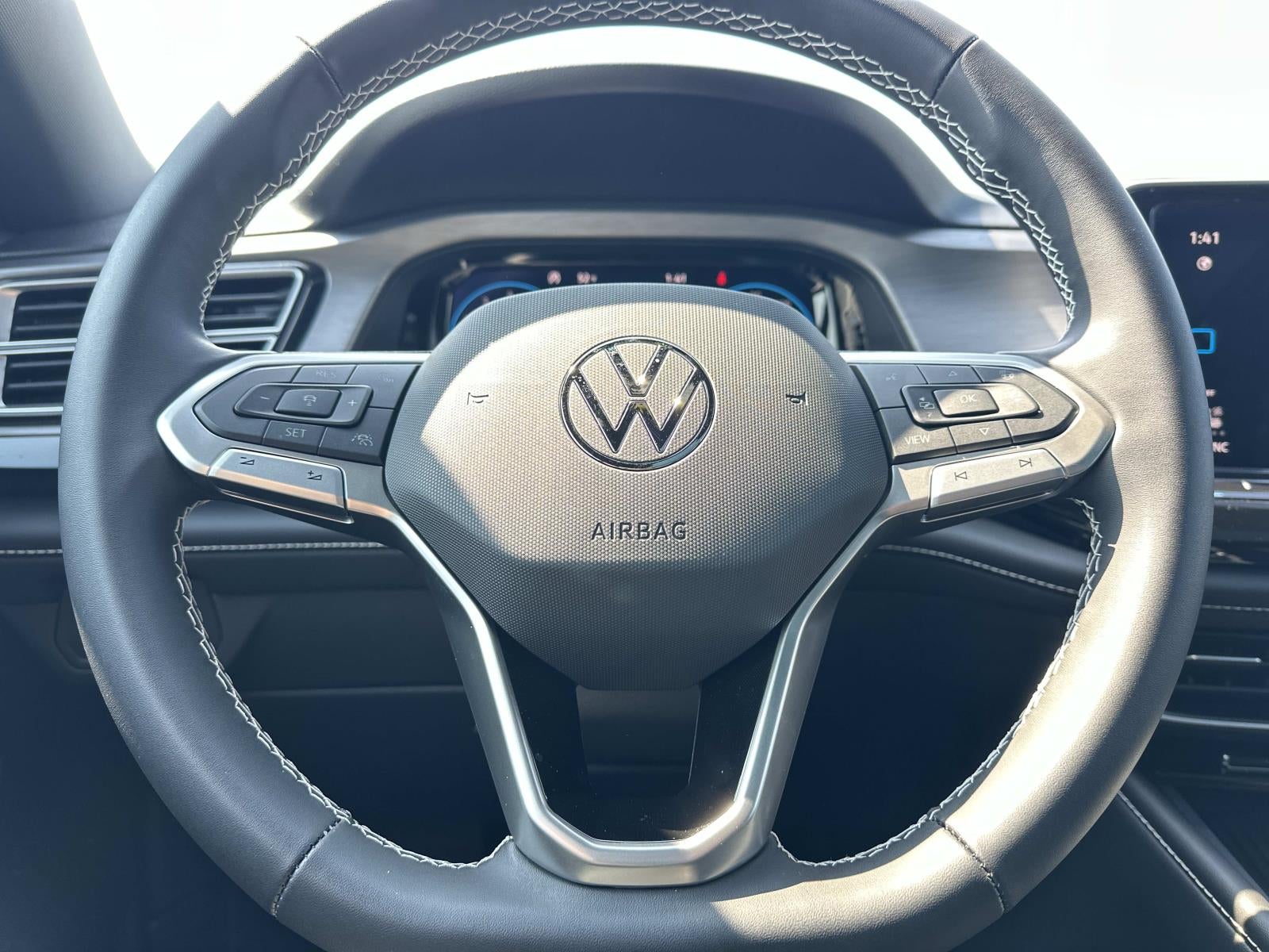 2026 Volkswagen Atlas Cross Sport 2.0T SE w/Technology 4MOTION