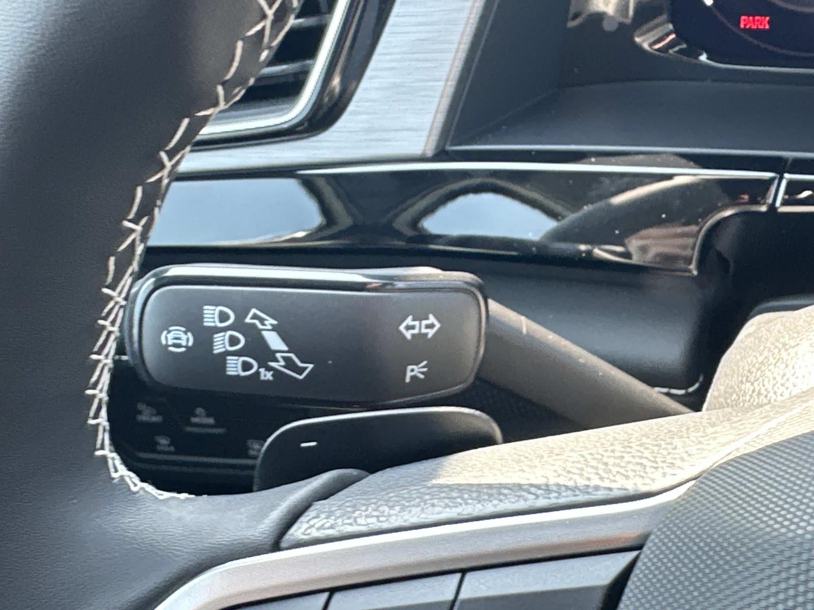 2026 Volkswagen Atlas Cross Sport 2.0T SE w/Technology 4MOTION