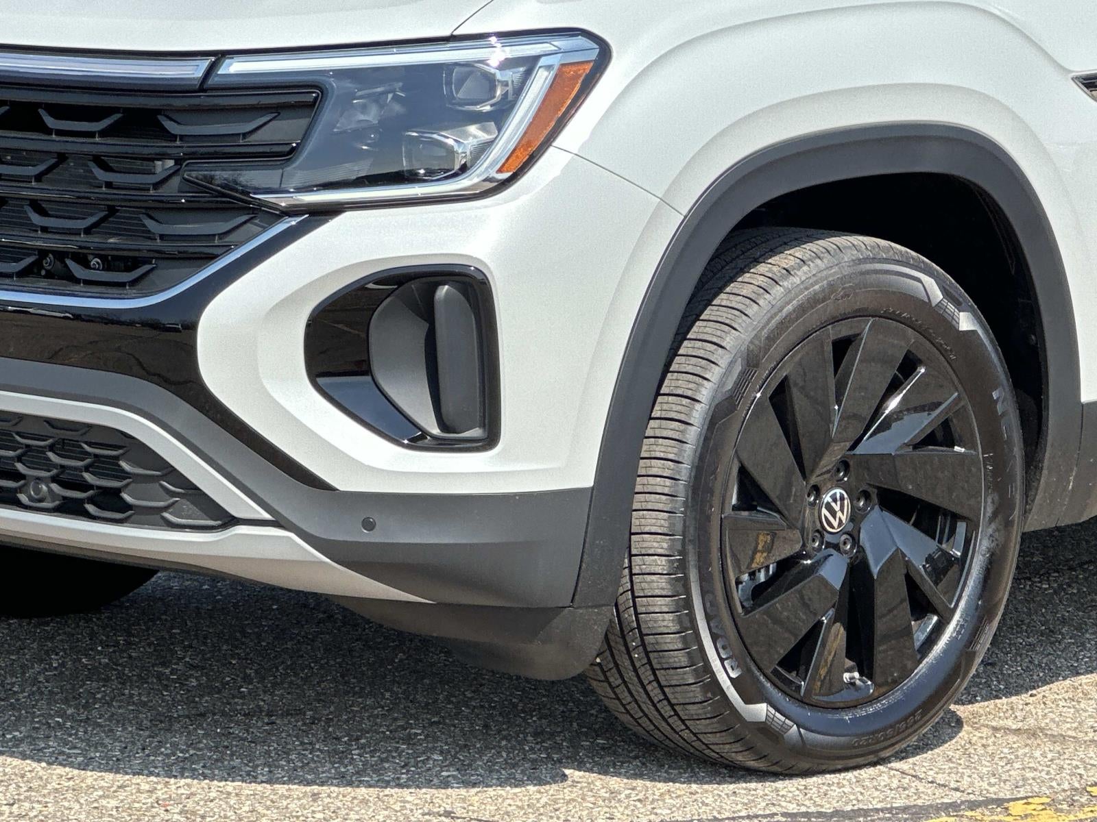 2026 Volkswagen Atlas Cross Sport 2.0T SE w/Technology 4MOTION