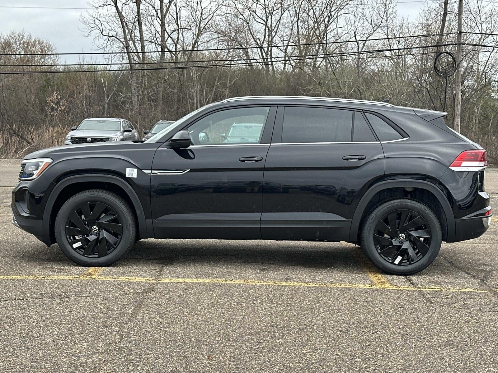 2026 Volkswagen Atlas Cross Sport 2.0T SE w/Technology 4MOTION