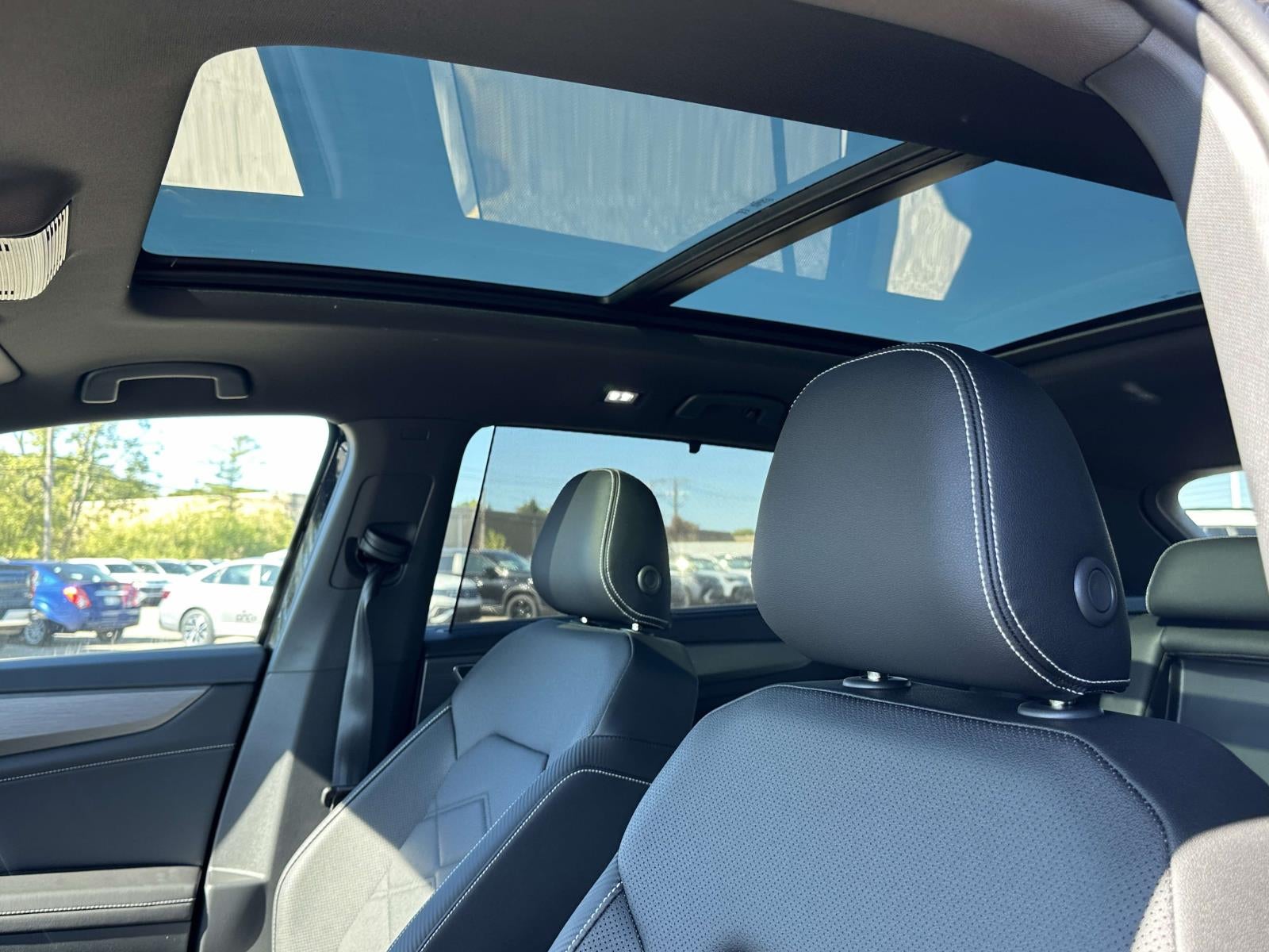 2026 Volkswagen Atlas Cross Sport 2.0T SE w/Technology 4MOTION