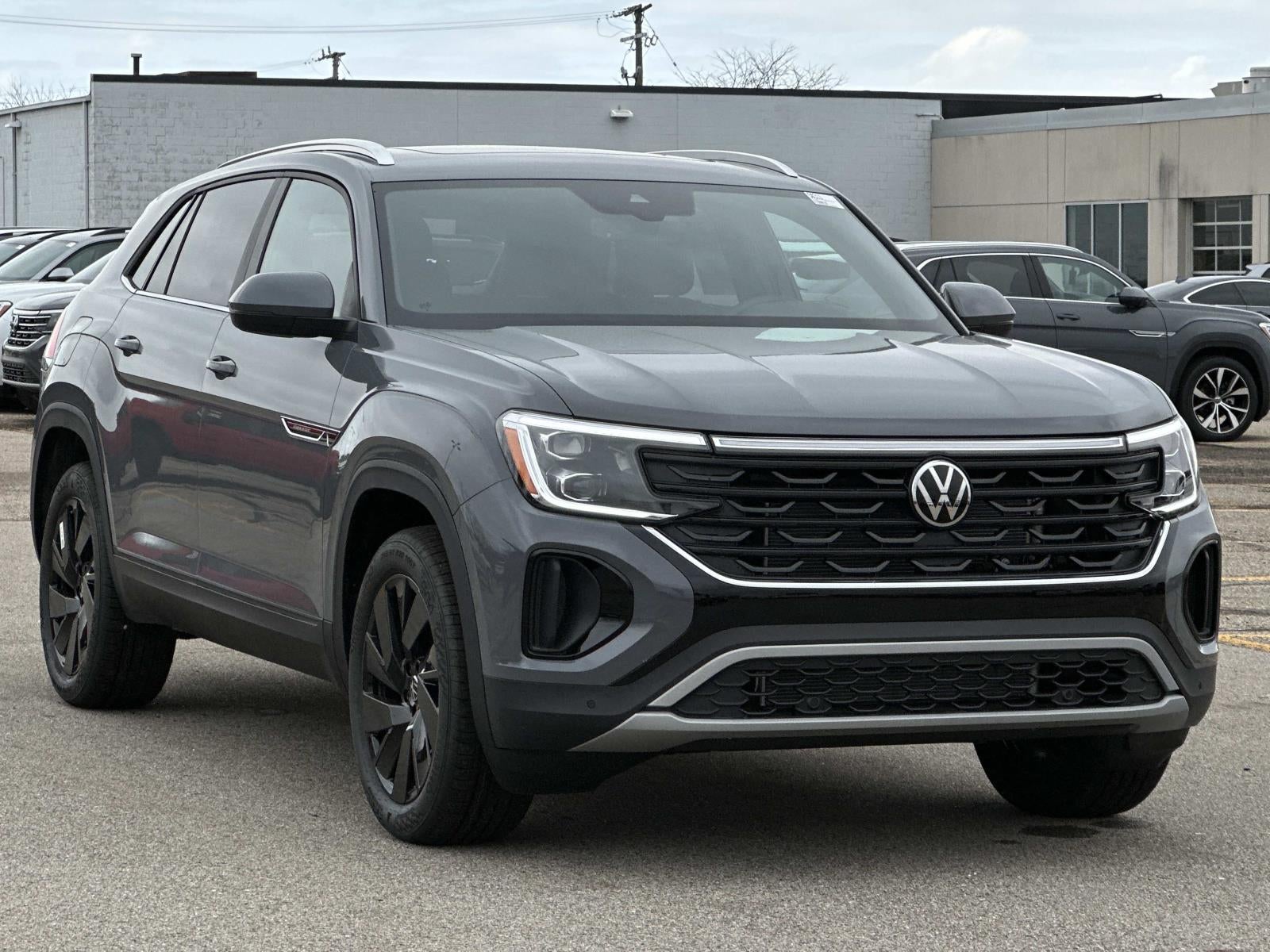 2026 Volkswagen Atlas Cross Sport 2.0T SE w/Technology 4MOTION