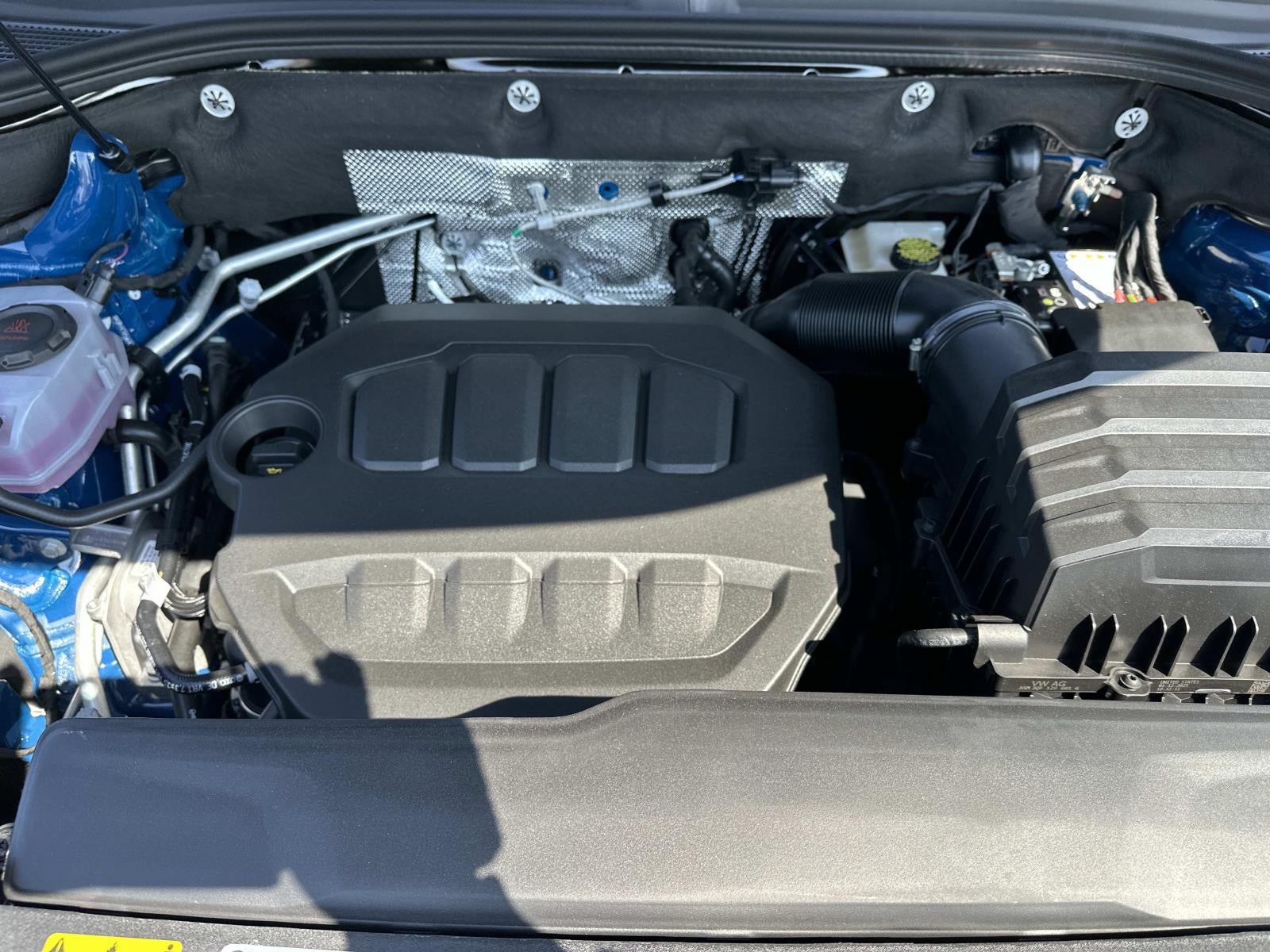 2026 Volkswagen Atlas Cross Sport 2.0T SE w/Technology 4MOTION