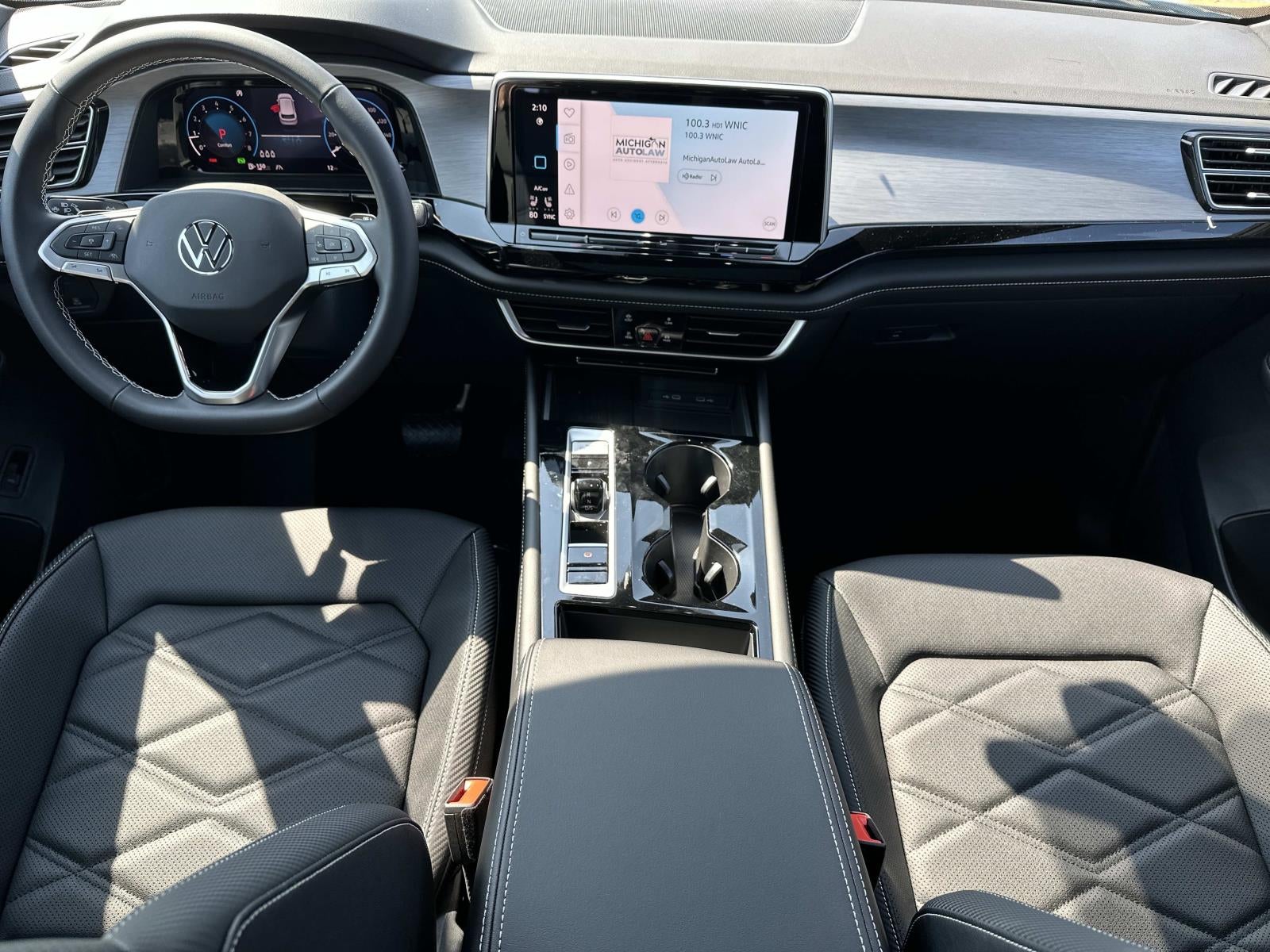 2026 Volkswagen Atlas Cross Sport 2.0T SE w/Technology 4MOTION