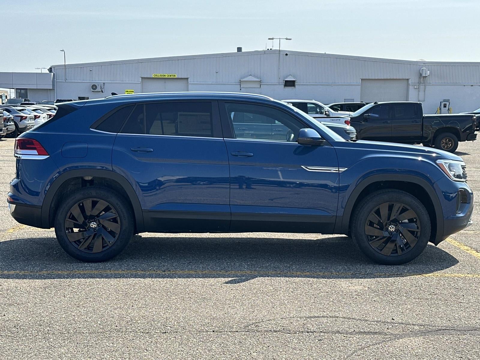 2026 Volkswagen Atlas Cross Sport 2.0T SE w/Technology 4MOTION