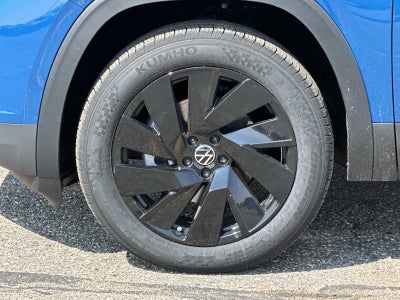 2026 Volkswagen Atlas Cross Sport 2.0T SE w/Technology 4MOTION