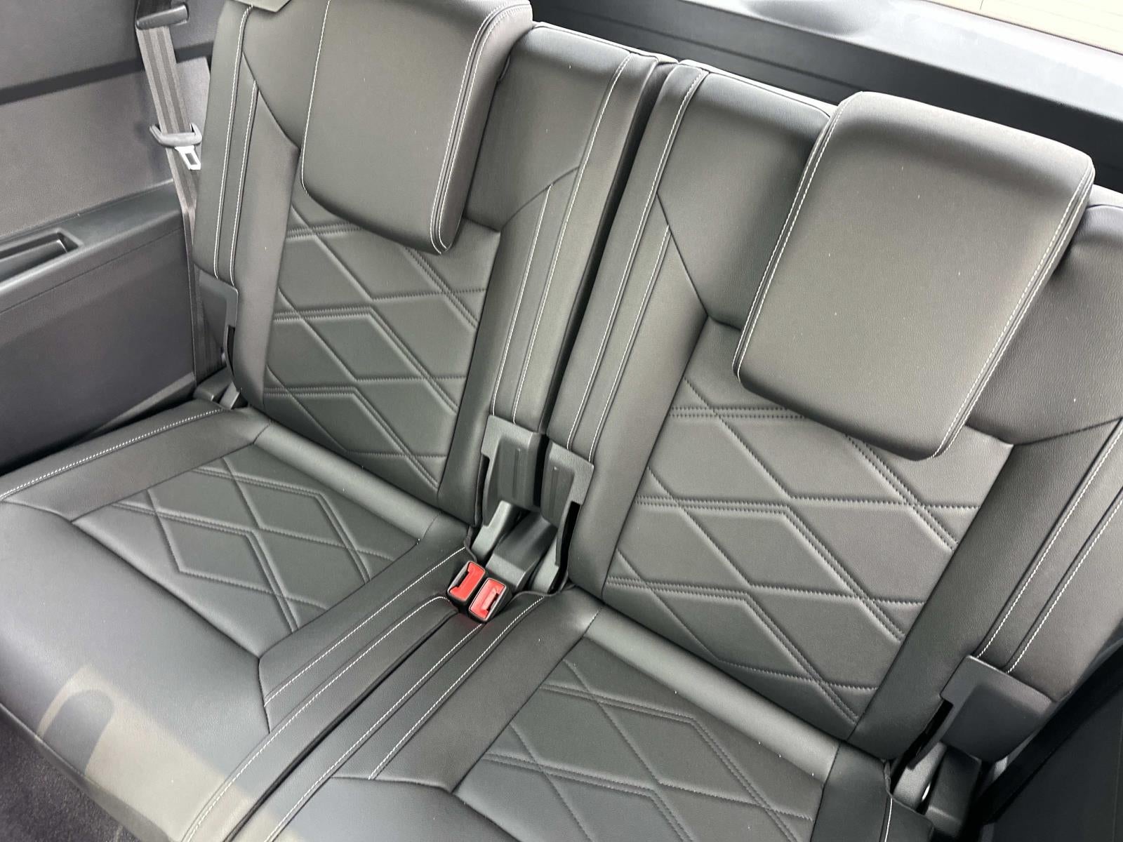 2026 Volkswagen Atlas 2.0T SE w/Technology 4MOTION