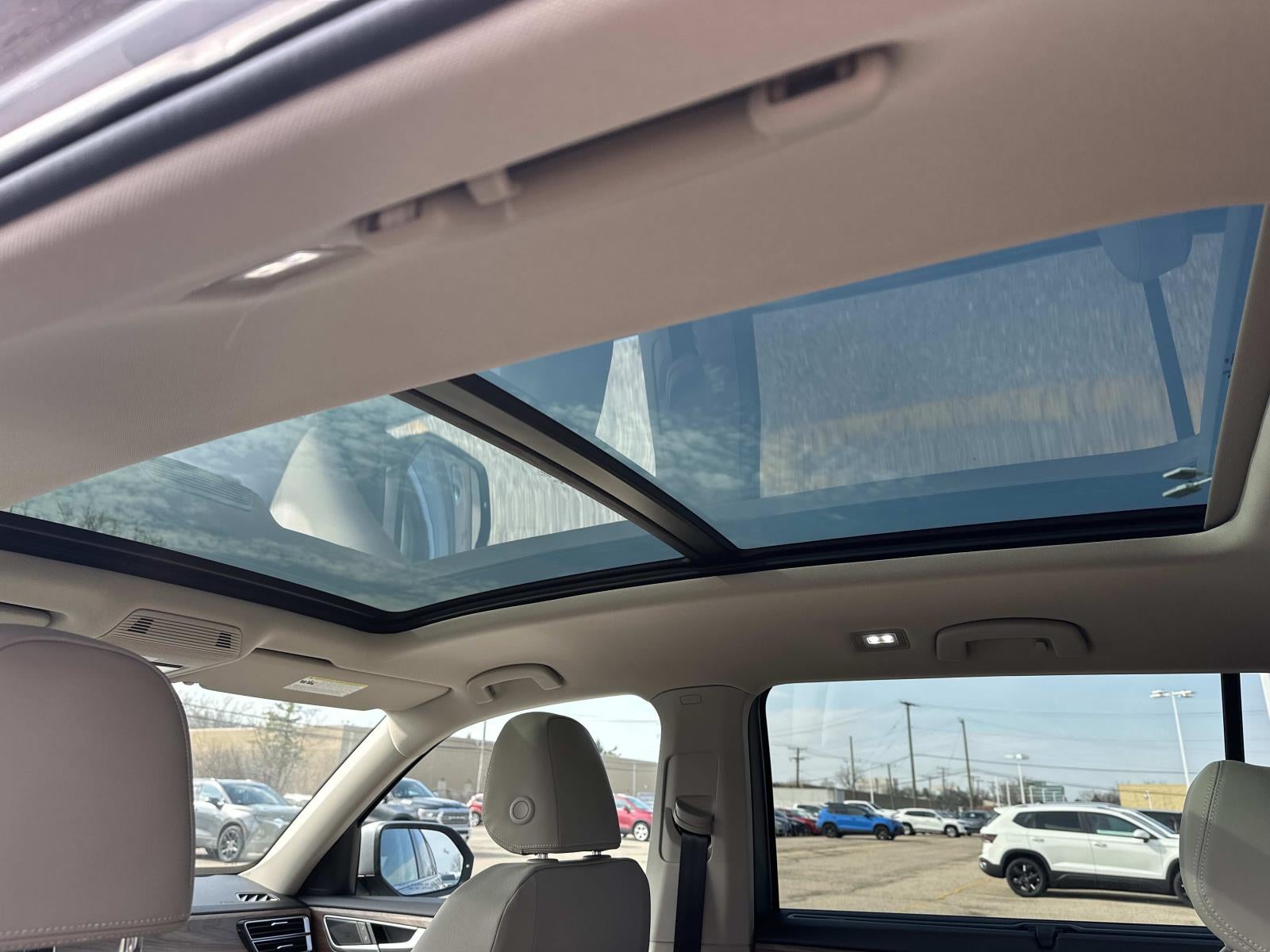 2026 Volkswagen Atlas 2.0T SE w/Technology 4MOTION